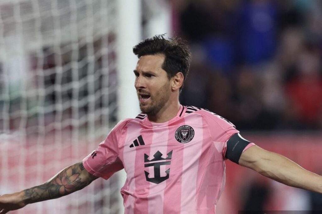 Lionel Messi merayakan gol dalam laga New York RB vs Inter Miami di MLS.