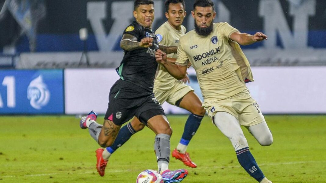 Persib vs Persita di Bali siap panas.