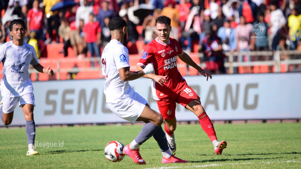 Semen Padang vs PSBS Biak berakhir 1-2 di GOR Haji Agus Salim.