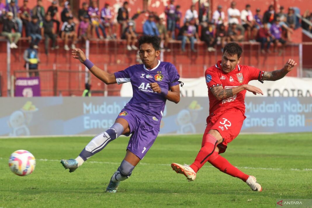 Borneo vs Persik berakhir 2-0 di Segiri.