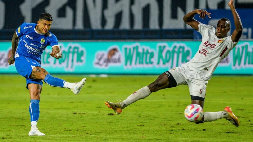 Persib Bandung vs Persik digelar 5 Januari 2026.