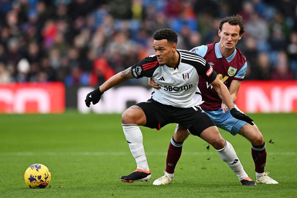 Burnley vs Fulham: Papan Tengah vs Zona Merah, Siapa Bertahan?